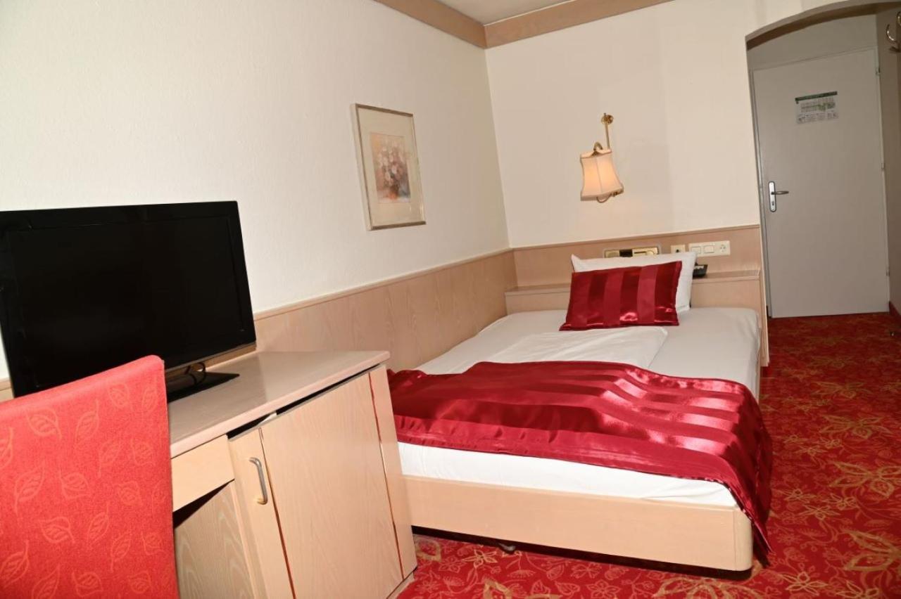 Hotel Hoeri Am Bodensee Gaienhofen  Ngoại thất bức ảnh